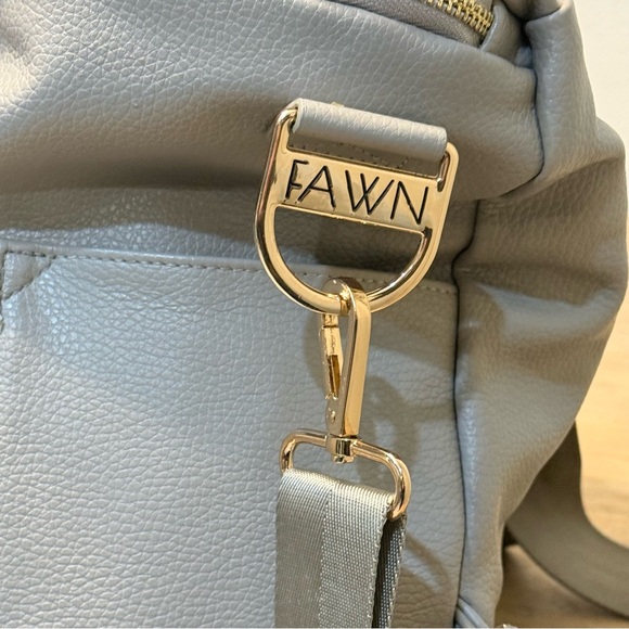 Fawn Design Light Gray Baby Bag - Picture 4 of 13